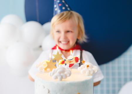 Flugzeug Kuchen Kerzen